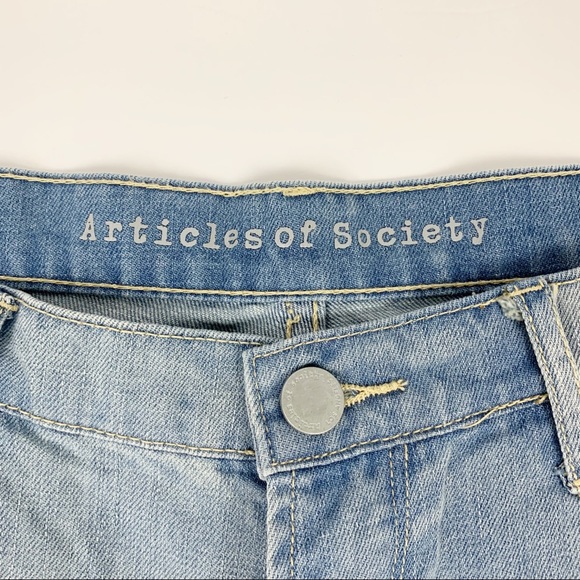 Articles of Society Distressed Denim Shorts - Picture 4 of 9